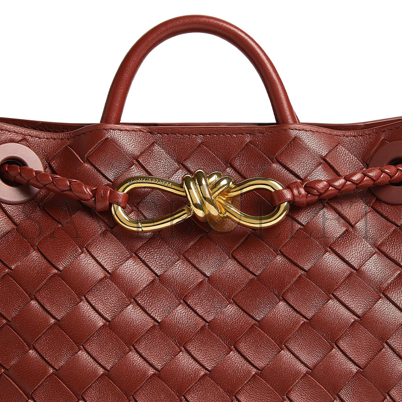 BOTTEGA VENETA SMALL ANDIAMO 766014VCPP12507 (25*20*10cm) BOTTEGA VENETA SMALL ANDIAMO 766014VCPP12507 (25*20*10cm)